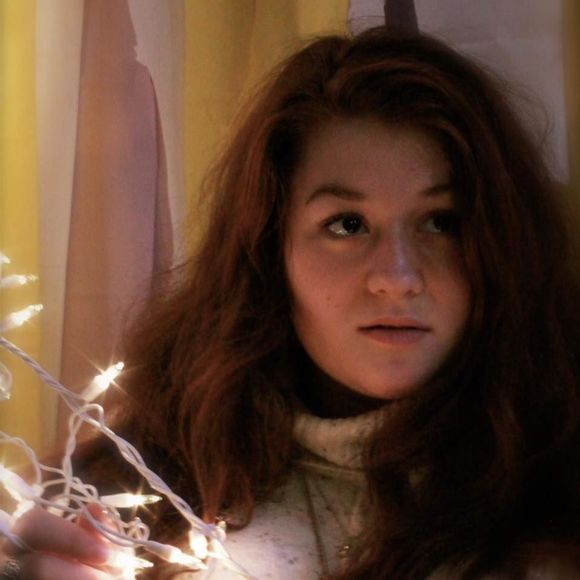 Meet your Posher, Francesca - Picture 1 of 1